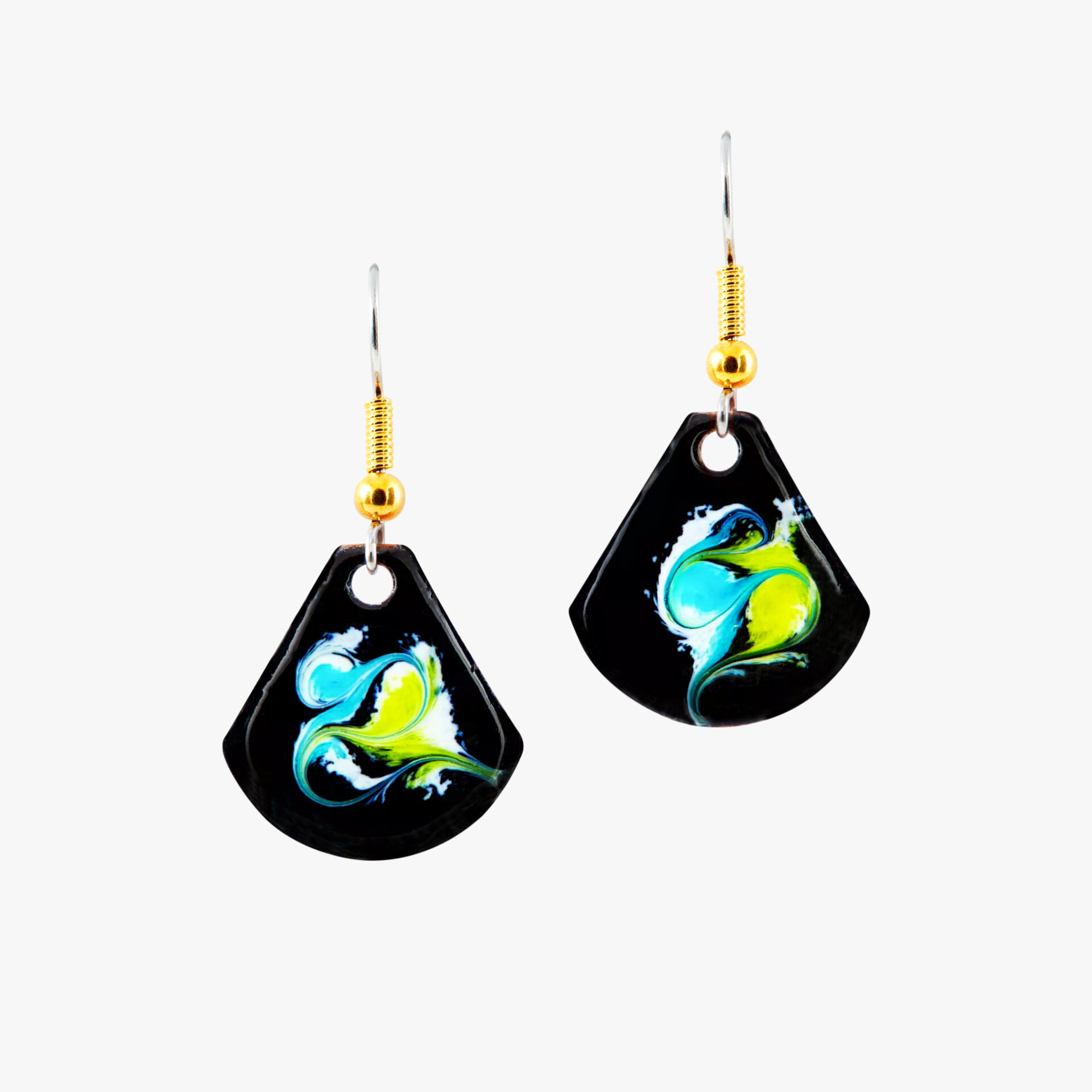 black fan Earrings